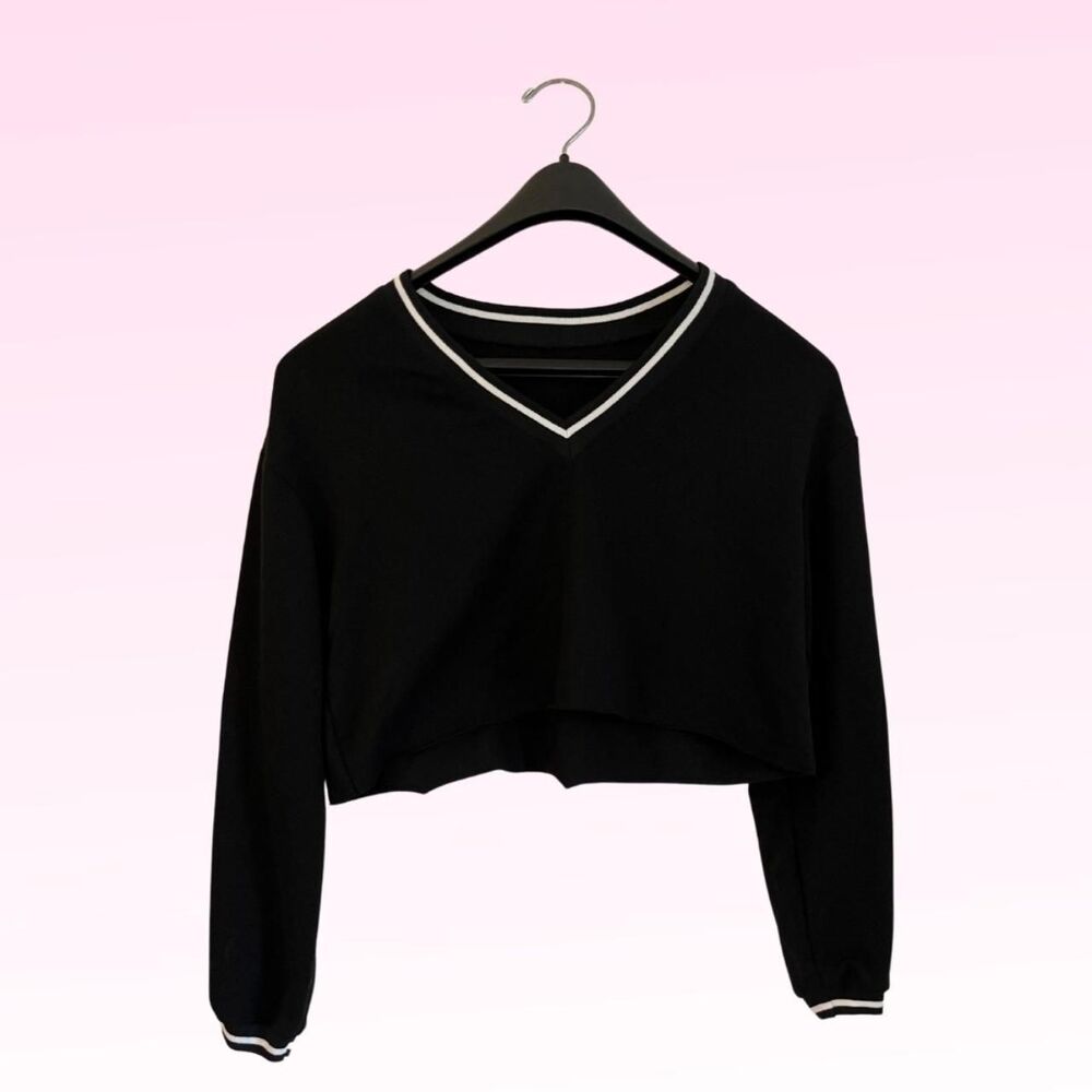 Women's Black and White Shirt